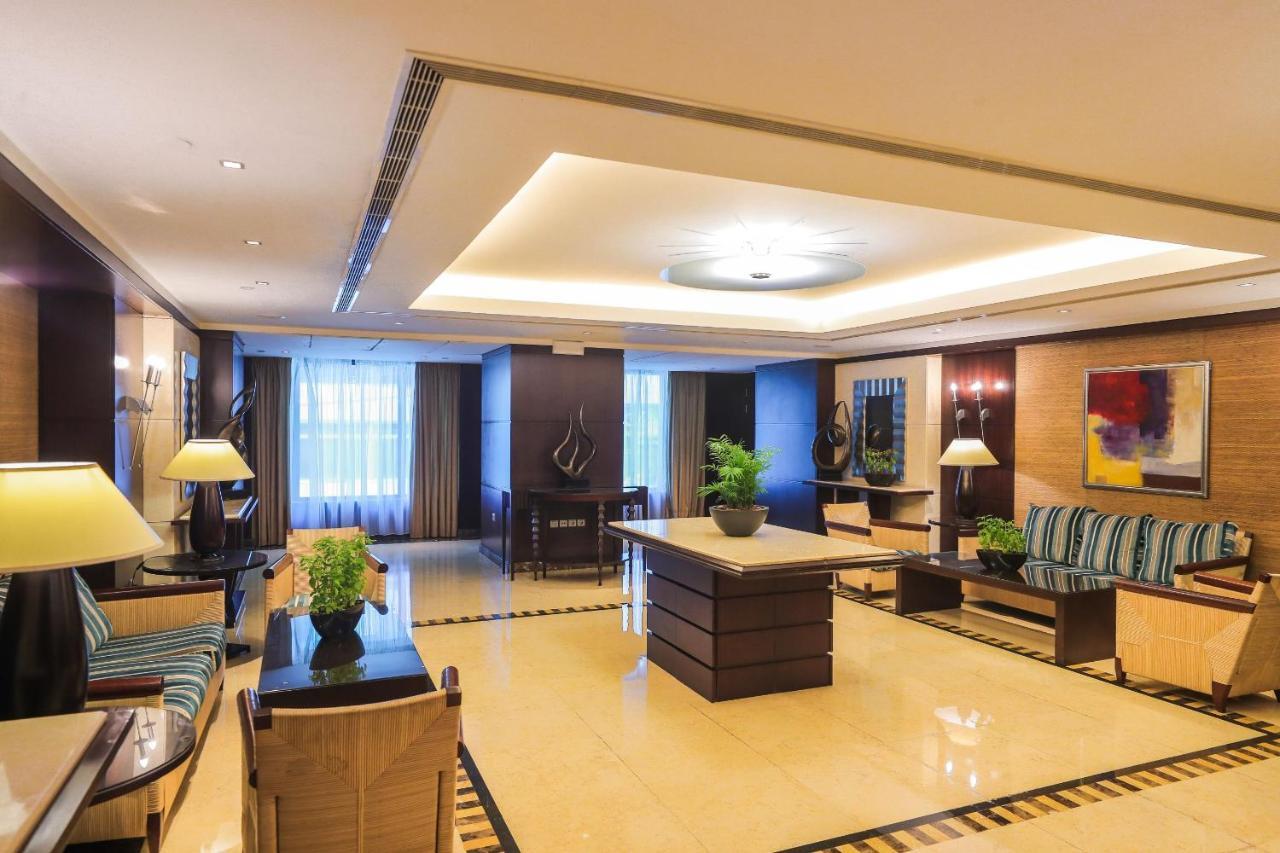 Aparthotel Raouche Arjaan By Rotana Beirut Exterior foto